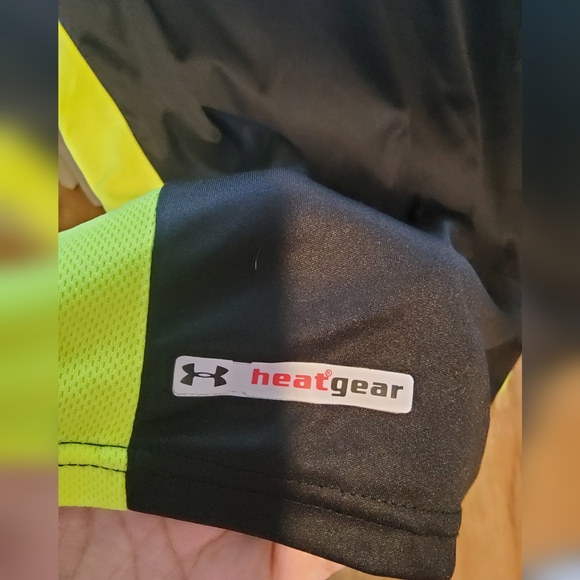 Polyester collared top - Picture 5 of 7